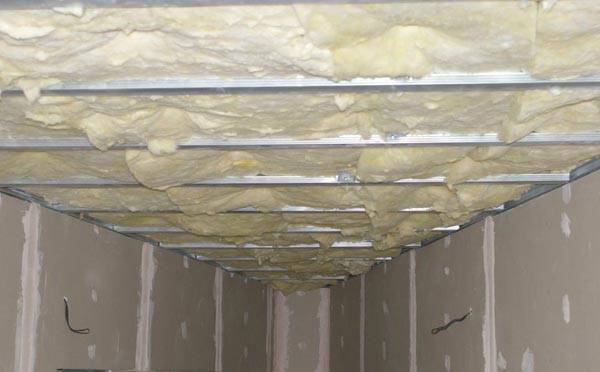 Звукоизолация с минерална вата