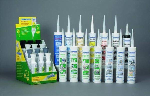 กาวหลากหลายชนิดสำหรับฐานเพดานประเภทต่างๆ