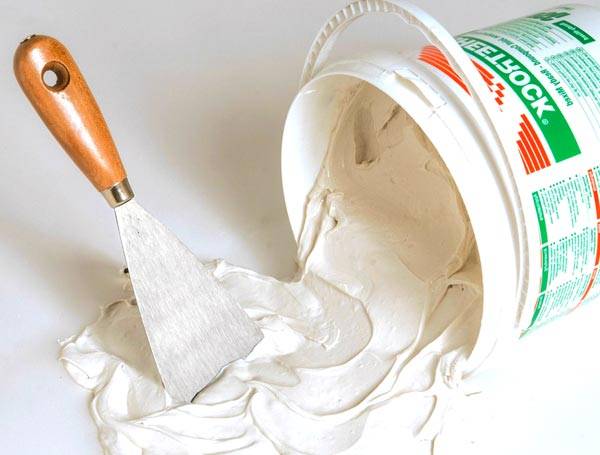 Ready-to-use polymer-based putty mixture