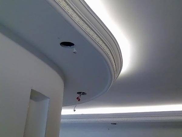 ฐานเพดานเรืองแสง