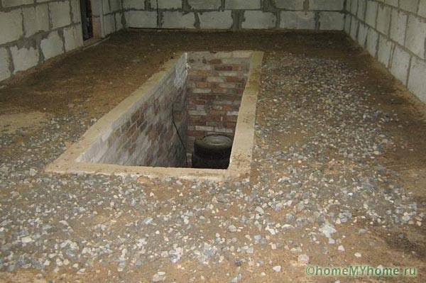 Земен под - най-простото, но и най-жалко решение