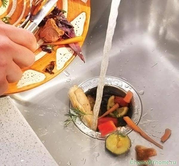 The disposer will do its job well with the water on