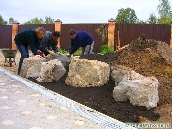 Making compositions with large boulders will require help