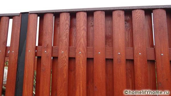 Die Schachkonstruktion kann durch Lücken ergänzt werden