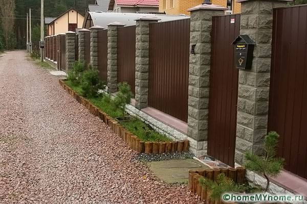 Профилната ограда не се страхува от капризите на времето