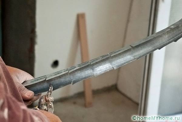 Ini adalah bagaimana profil dipotong dan dilipat.