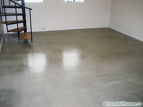 Un pavimento perfettamente piatto è una miscela ben preparata e colata