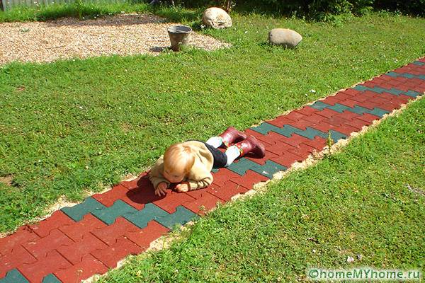 A esteira de borracha é uma solução lucrativa e barata para fornecer