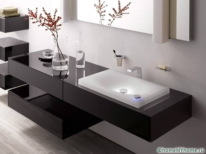 An ordinary chipboard worktop can look very stylish.