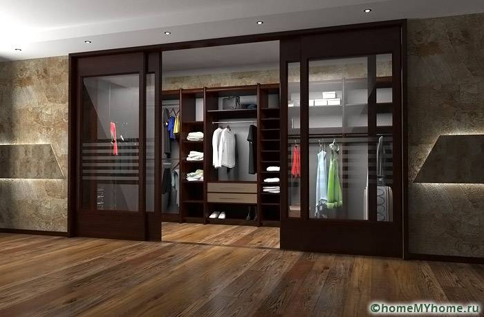 Pintu gelangsar untuk bilik persalinan