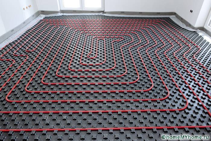 Jarak antara paip mestilah sama