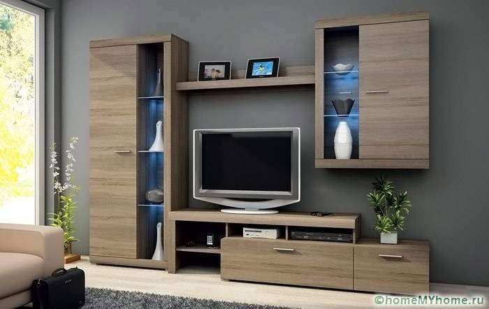 Pilihan menarik dibuat dari papan serpai. Kos mereka ialah 10-30 ribu rubel