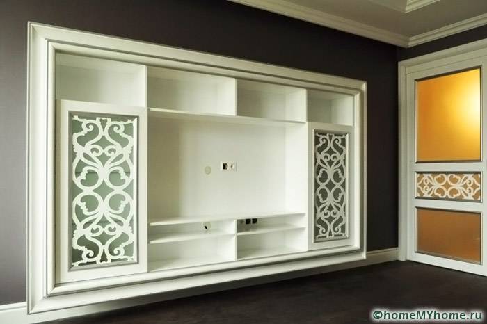 Perabot Art Deco mempunyai reka bentuk yang tidak biasa