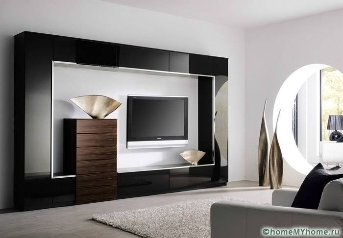 Alat dengar moden berfungsi tanpa memerlukan banyak ruang