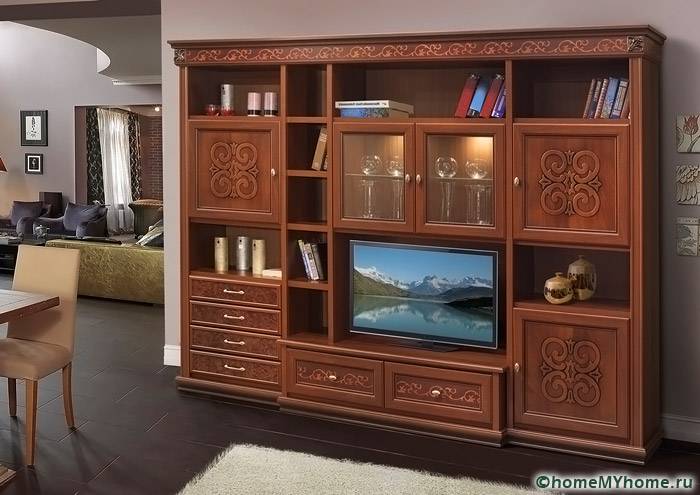 Alat dengar kotak lebih kerap linear dalam reka bentuk