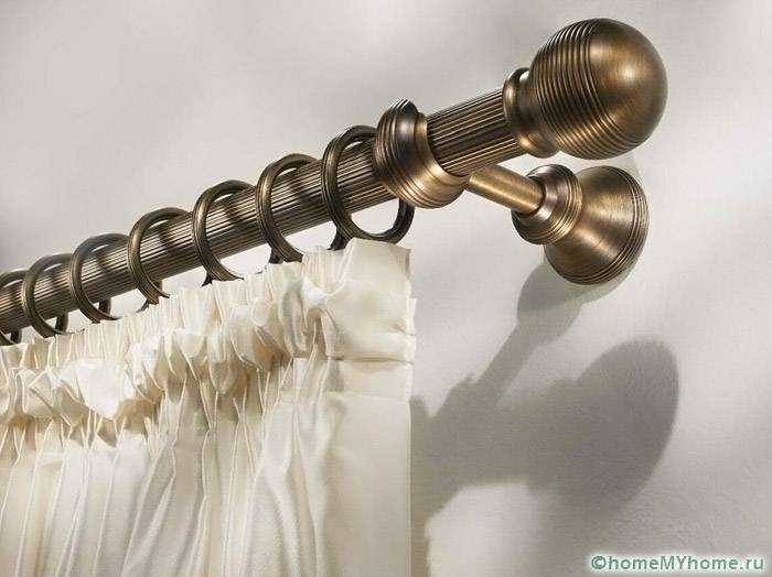 Round models are characterized by a simple design