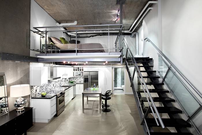 La combinazione di metallo, cemento e vetro sono i tratti distintivi dello stile INDUSTRIAL