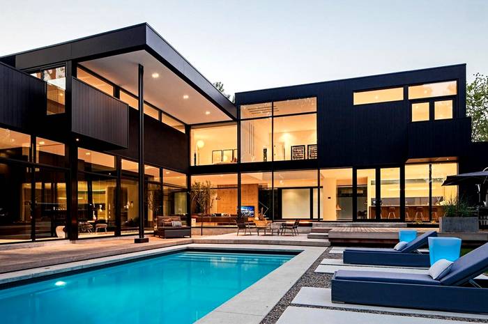 Beautiful house in a modern style of new technologies