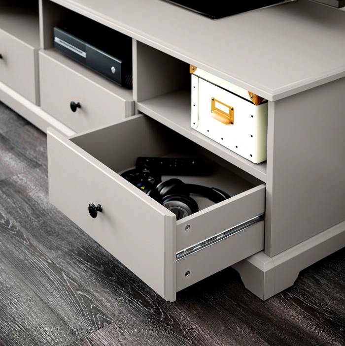 Τα μεγάλα ράφια είναι εξοπλισμένα με αυτόματο κλείσιμο πορτών