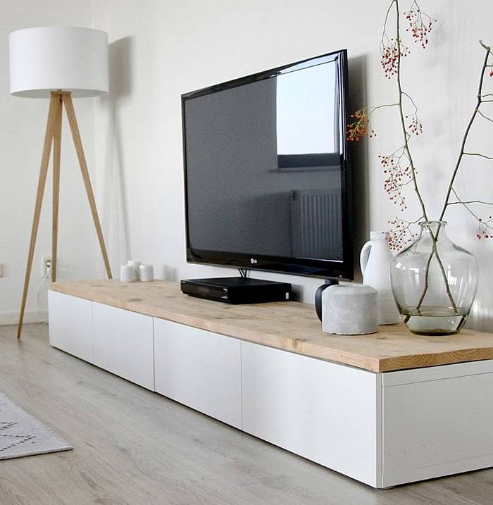 Ο μινιμαλισμός χρησιμοποιείται συχνά κατά τη δημιουργία επίπλων τηλεόρασης σε μοντέρνο στιλ.