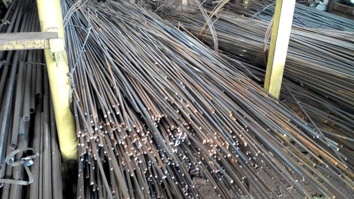 Το χαλύβδινο σύρμα διατηρεί τις ιδιότητες αντοχής του για μεγάλο χρονικό διάστημα και είναι ανθεκτικό στην επίδραση ανεπιθύμητων εξωτερικών παραγόντων