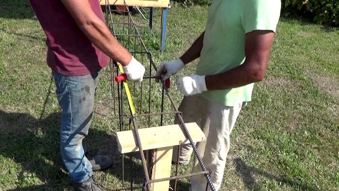 Αυτή η δουλειά απαιτεί υπομονή και σχολαστικότητα.