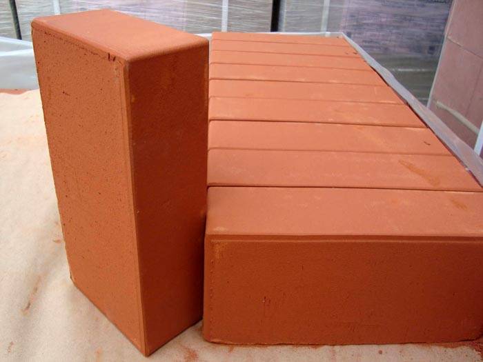 Μοιάζει με δομικό υλικό για σόμπα και τζάκι