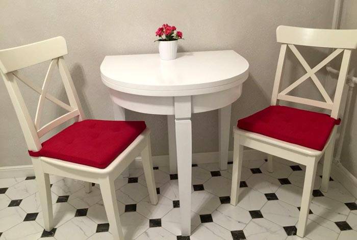 Convenient folding kitchen mini table