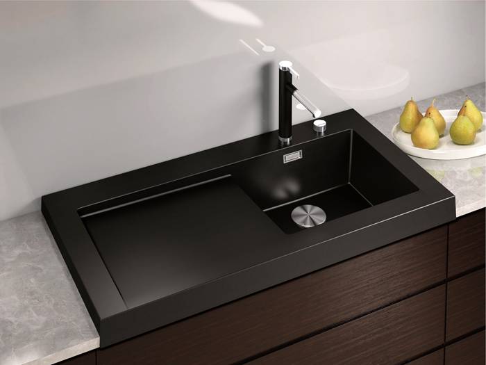 La conception des frais généraux semble très organique et peut avoir différentes configurations stylistiques