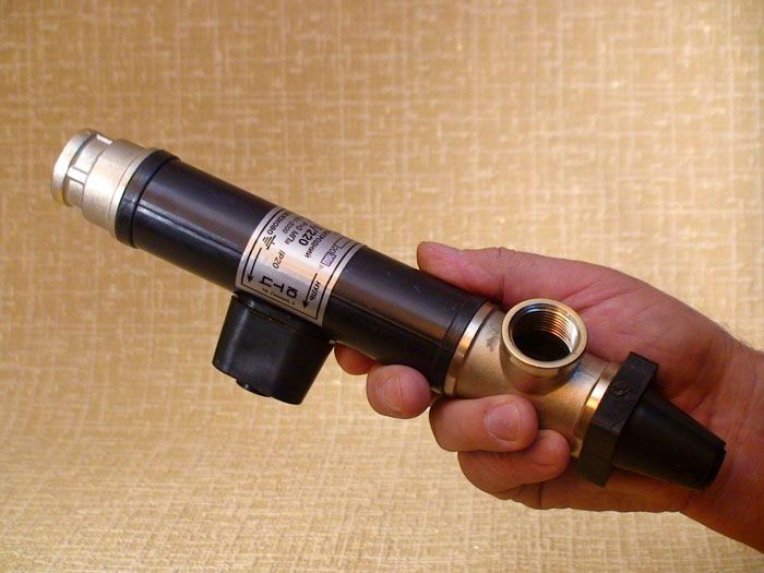 Une telle petite chaudière à électrodes a une puissance de 5 kW