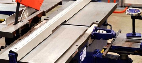 Machine à bois multifonctionnelle domestique