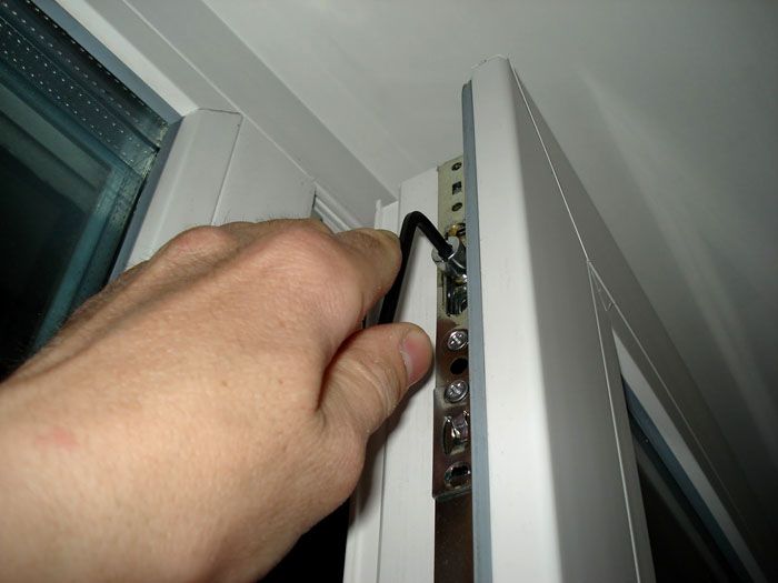 Cara meletakkan tingkap dalam mod musim sejuk