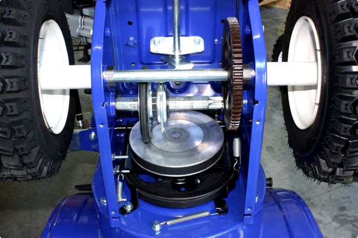 Boîte de vitesses sur tondeuse à gazon