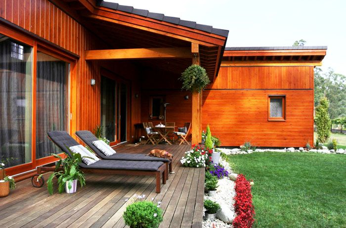 Открита тераса в близост до къщата