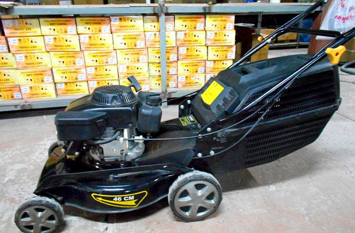 Grand, puissant, avec des performances et une fiabilité opérationnelle élevées