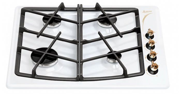 النموذج مصنوع بأربعة ألوان مختلفة