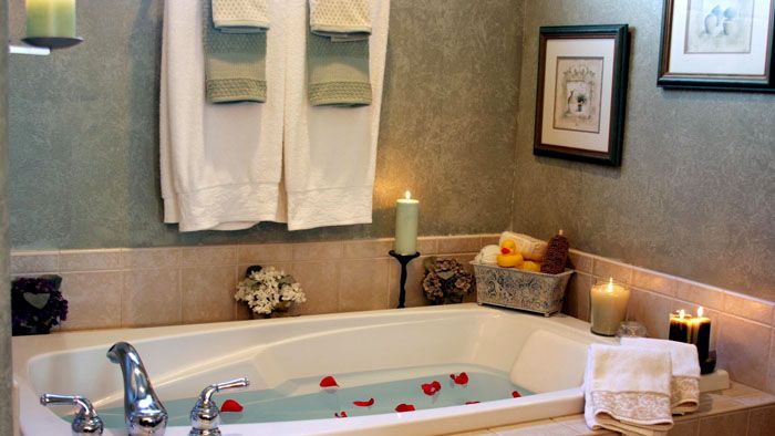 Thiết kế phòng tắm này trông hơi độc đáo, nhưng bạn sẽ đánh giá cao sự tiện lợi trong hoạt động của nó.