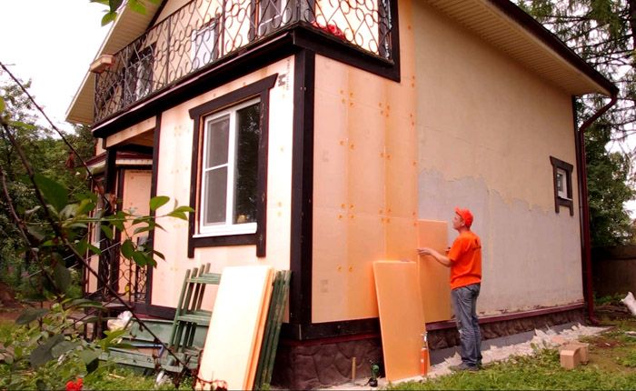 Pengilang moden menawarkan pelbagai jenis bahan penebat yang mudah dipasang di bahagian depan. Pengilang moden menawarkan pelbagai jenis bahan penebat yang mudah dipasang di bahagian depan.