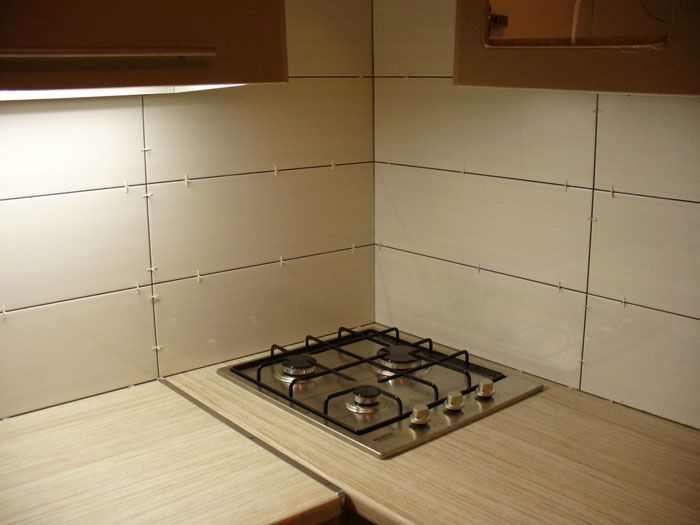 يبدأ اختيار اللوحة في وقت تصميم أثاث المطبخ