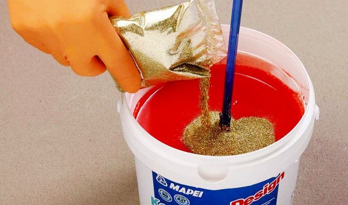 Lors de la préparation de la composition, il est nécessaire de respecter les proportions recommandées par le fabricant, ainsi que d'utiliser des colorants compatibles avec la marque du matériau utilisé.