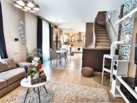 ในการเชื่อมต่อเตาผิงแบบคลาสสิกจะมีการสร้างปล่องไฟพิเศษในอาคาร การรวมพื้นที่ใช้งานหลายส่วนเข้าด้วยกันจะช่วยให้มีพื้นที่เพียงพอแม้จะมีพื้นที่รวมค่อนข้างเล็ก