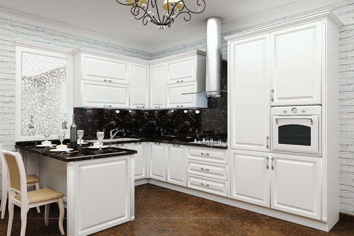 Foto set dapur putih dengan meja hitam dan apron di pedalaman menunjukkan gabungan warna kontras yang menakjubkan