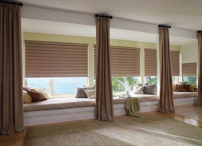 For living quarters, designers recommend combining horizontal devices with traditional curtains.