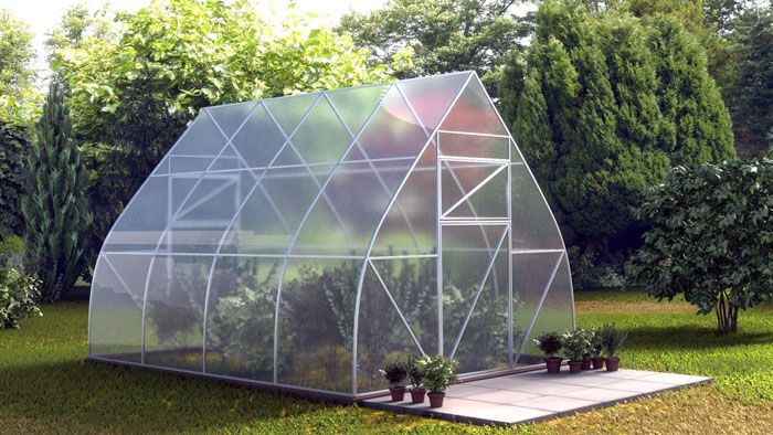 Teardrop polycarbonate greenhouse