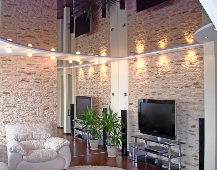 Ще бъде по-добре, ако шевовете липсват, нищо не трябва да разваля отражението