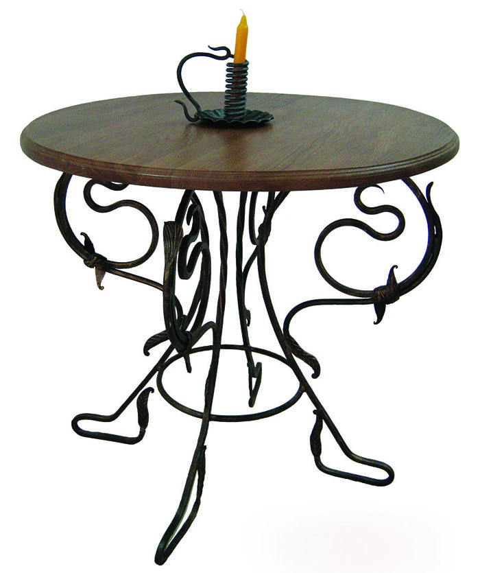 Para ter uma beleza tão graciosa, você precisa ser um artesão na forja artística de metal