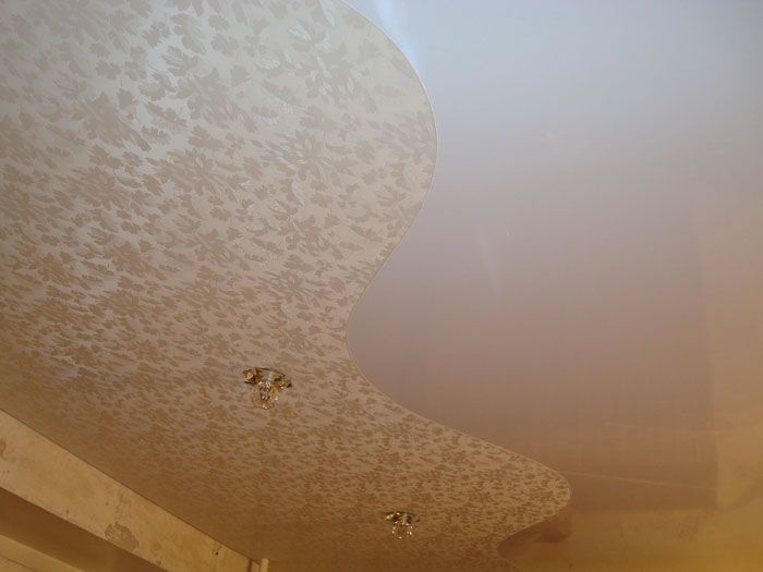 Простотата на изпълнение не отвлича вниманието от основните акценти на залата