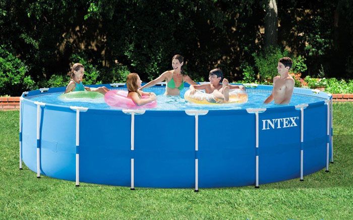 Kolam kerangka pasang siap