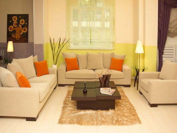 It is easy to drown out beige with an abundance of bright colors, but in this case there will be no effect of calmness.