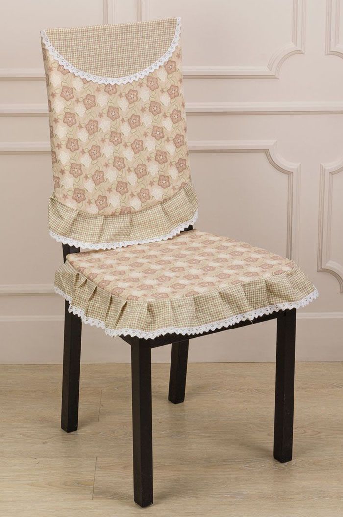 Vải chảy không vừa, nhưng dày đặc và chắc chắn sẽ hoàn toàn phù hợp với cả lưng và mặt ngồi, không bị nhăn